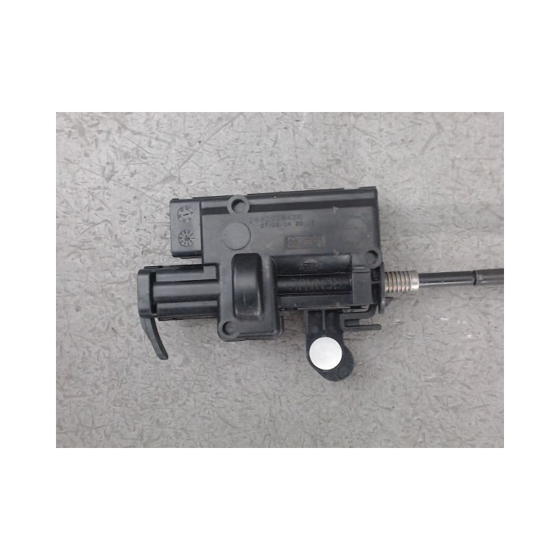 ACTIONNEUR TRAPPE CARBURANT RENAULT CLIO
