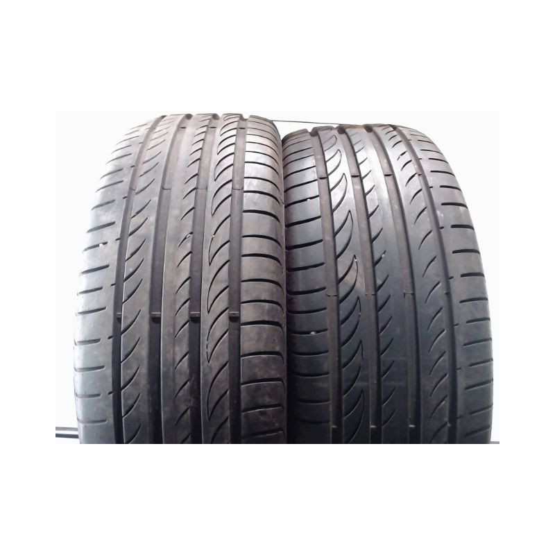 Paire de pneus PIRELLI POWERGY 215 55 18 99 V