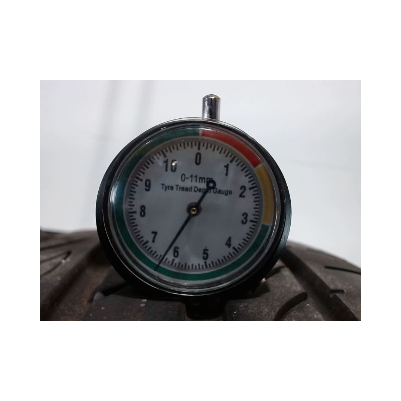 Paire de pneus PIRELLI POWERGY 215 55 18 99 V