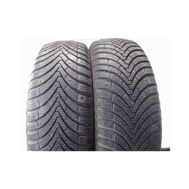 Paire de pneus KUMHO SOLUS 4S HA32 185 65 15 92 V