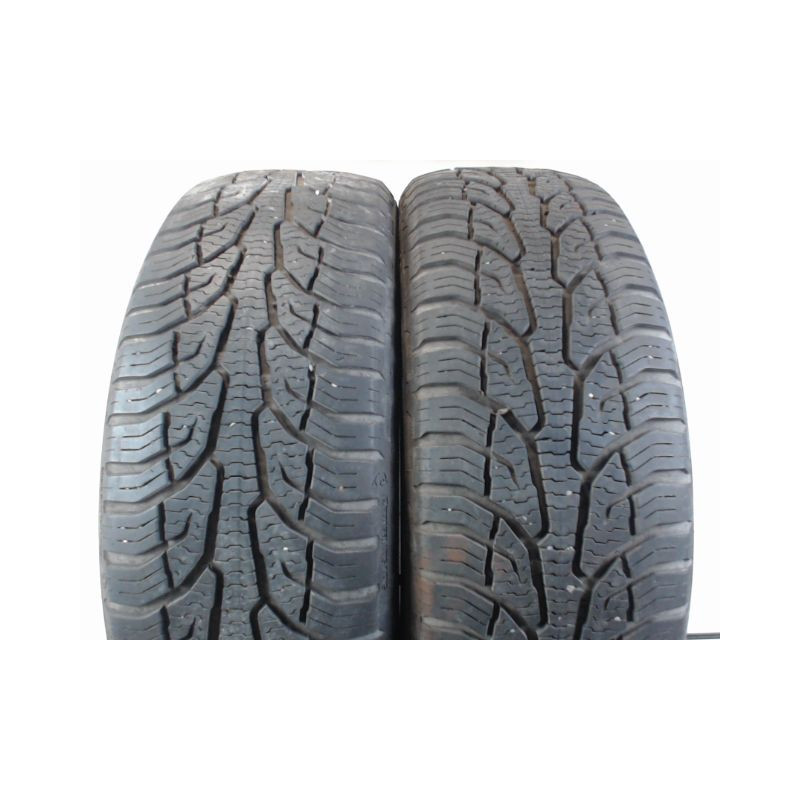 Paire de pneus UNIROYAL ALLSEASONEXPERT 2 205 60 16 96 H