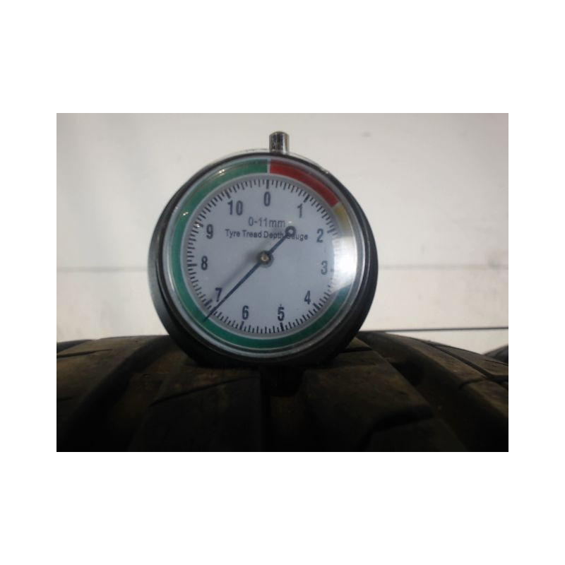 Paire de pneus NEXEN N FERA SU1 215 55 17 94 V