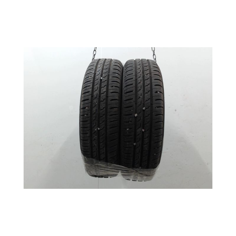 Paire de pneus BARUM BRAVURIS 5 HM 155 65 14 75 T