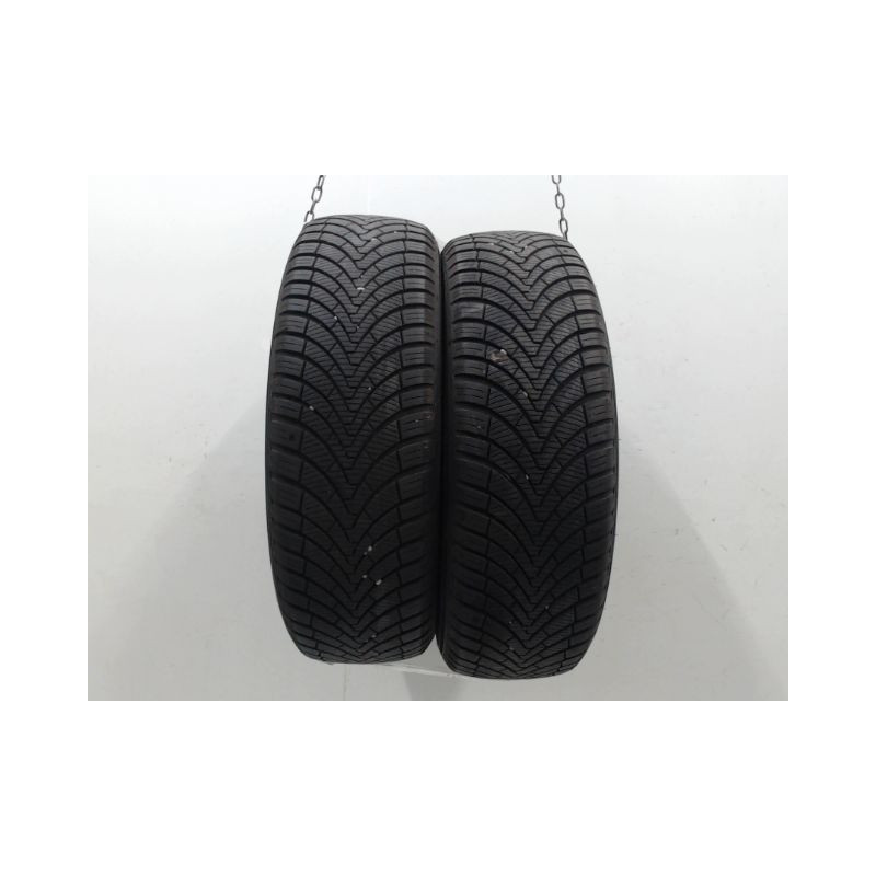 Paire de pneus KUMHO SOLUS 4S HA32 SUV 225 65 17 106 V