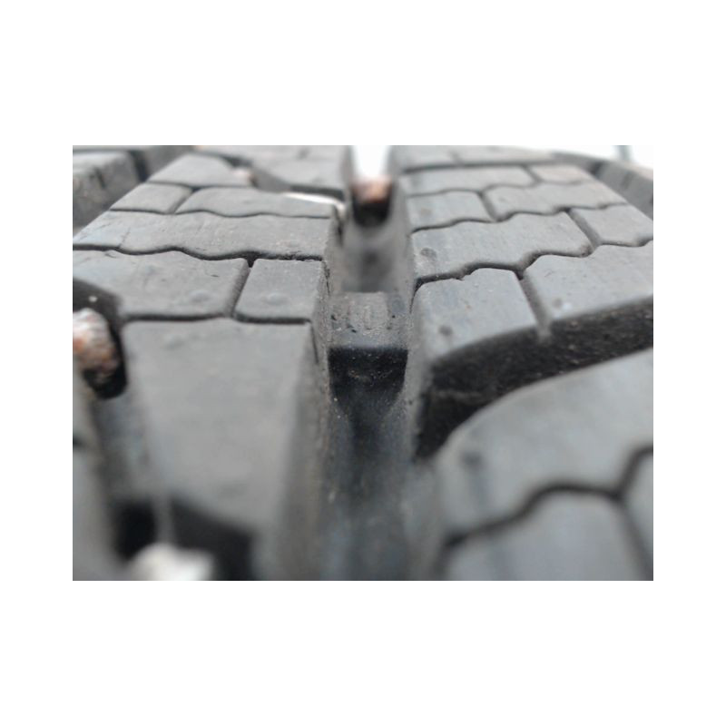 Paire de pneus APLUS A909 185 65 15 92 T