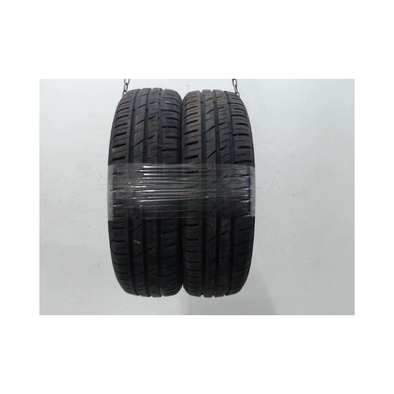 Paire de pneus FEU VERT EFFICIENCY SUMMER 3 175 65 15 84 H