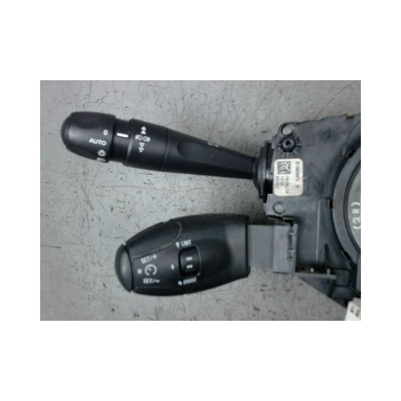 BLOC COMMODOS PEUGEOT 208