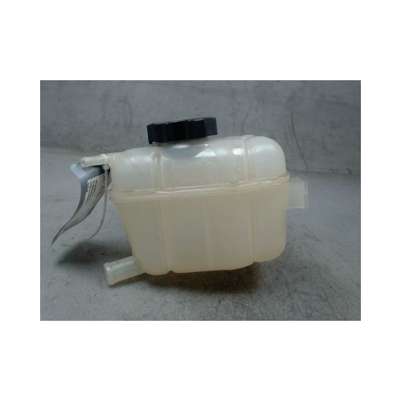 VASE EXPANSION OPEL INSIGNIA