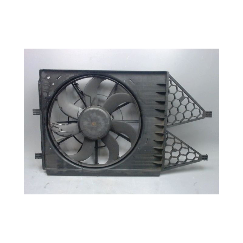 SUPPORT DE VENTILATEUR SEAT IBIZA 4 PHASE 2 DIESEL
