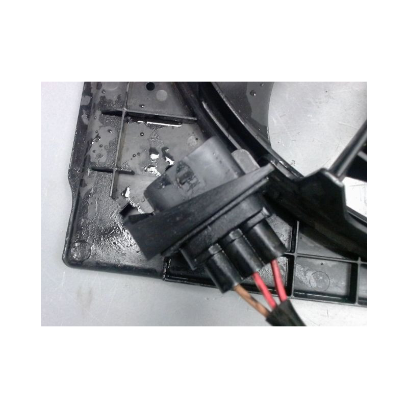 SUPPORT DE VENTILATEUR SEAT IBIZA 4 PHASE 2 DIESEL