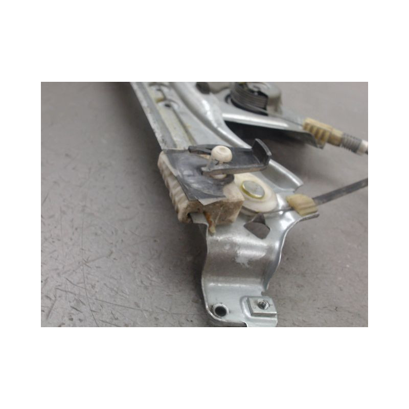 MECANISME LEVE-GLACE AVANT DROIT RENAULT CLIO