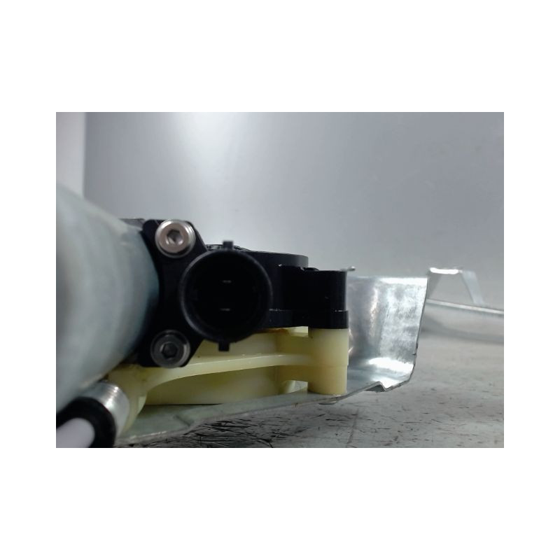 MECANISME+MOTEUR LEVE-GLACE AVANT DROIT RENAULT KANGOO