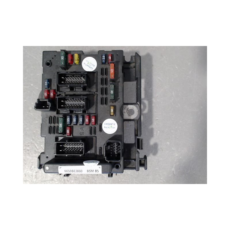 BOITE A FUSIBLES PEUGEOT 307 CC 03-05