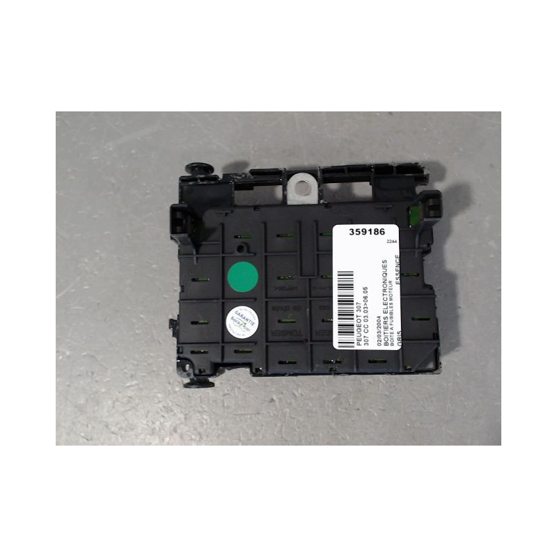 BOITE A FUSIBLES PEUGEOT 307 CC 03-05