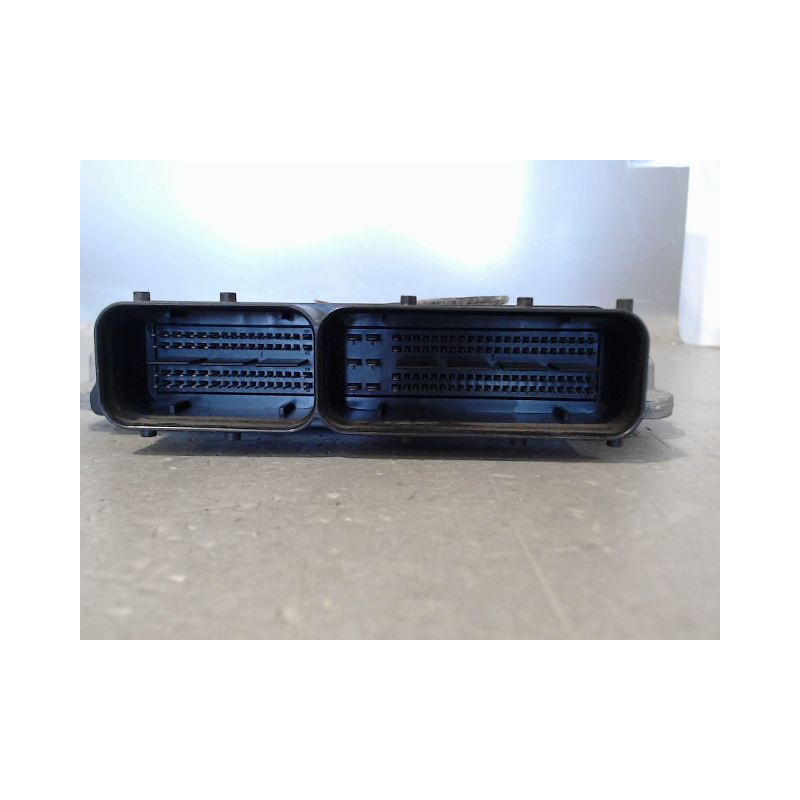 CALCULATEUR MOTEUR SKODA OCTAVIA 2008-