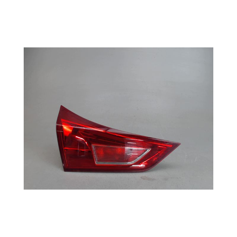 FEU ARRIERE INTERIEUR GAUCHE TOYOTA AURIS