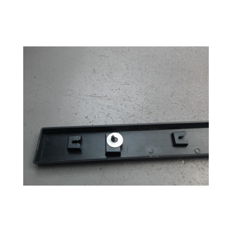 PROTECTION PORTE AVANT GAUCHE PEUGEOT 2008
