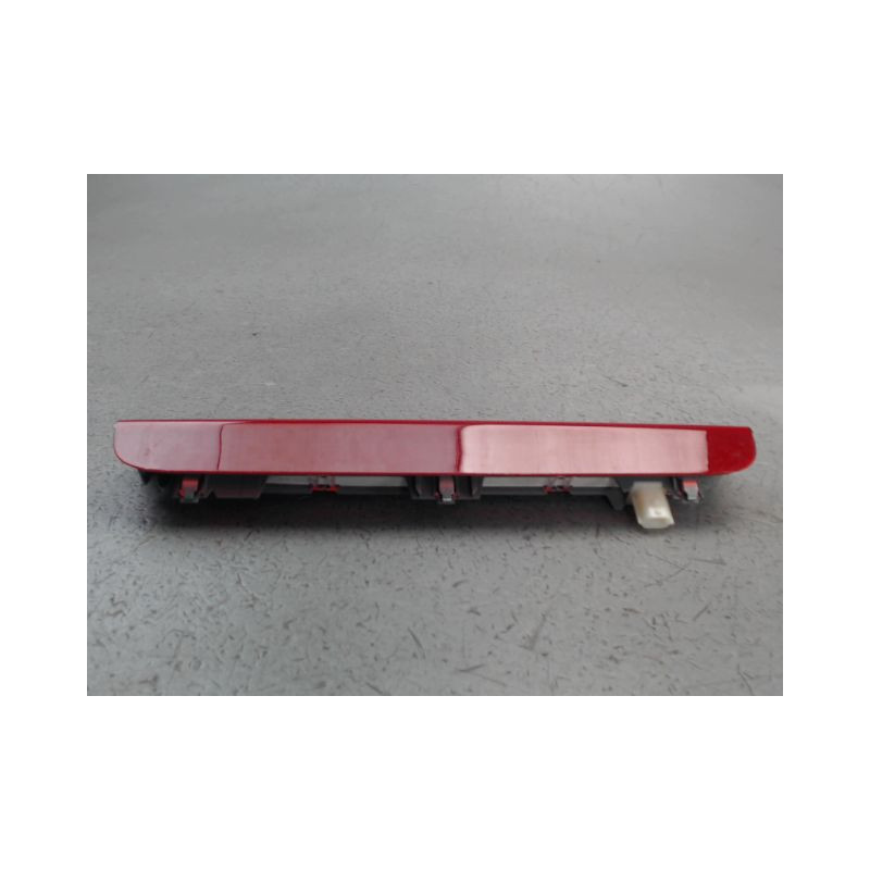 FEUX STOP SUPPLEMENTAIRE RENAULT MEGANE
