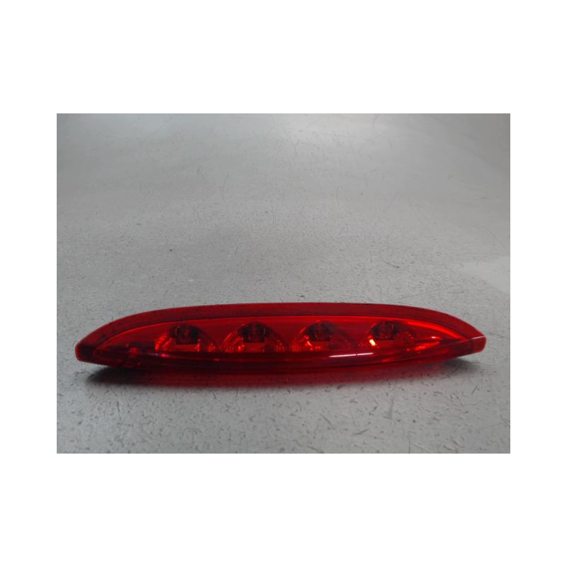 FEUX STOP SUPPLEMENTAIRE PEUGEOT 208