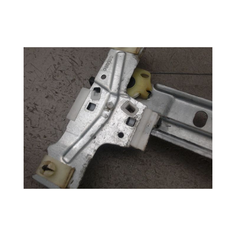 MECANISME LEVE-GLACE AVANT DROIT PEUGEOT 207