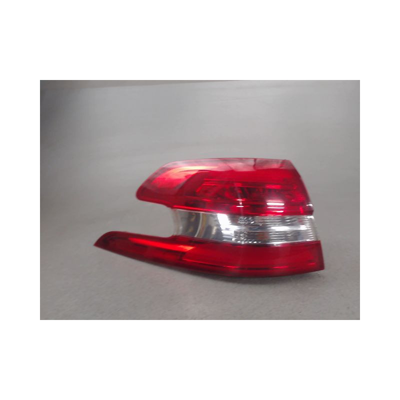 FEU ARRIERE GAUCHE  PEUGEOT 308