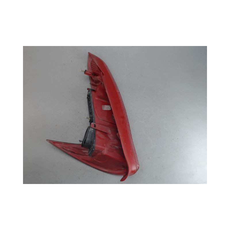 FEU ARRIERE DROIT PEUGEOT 206