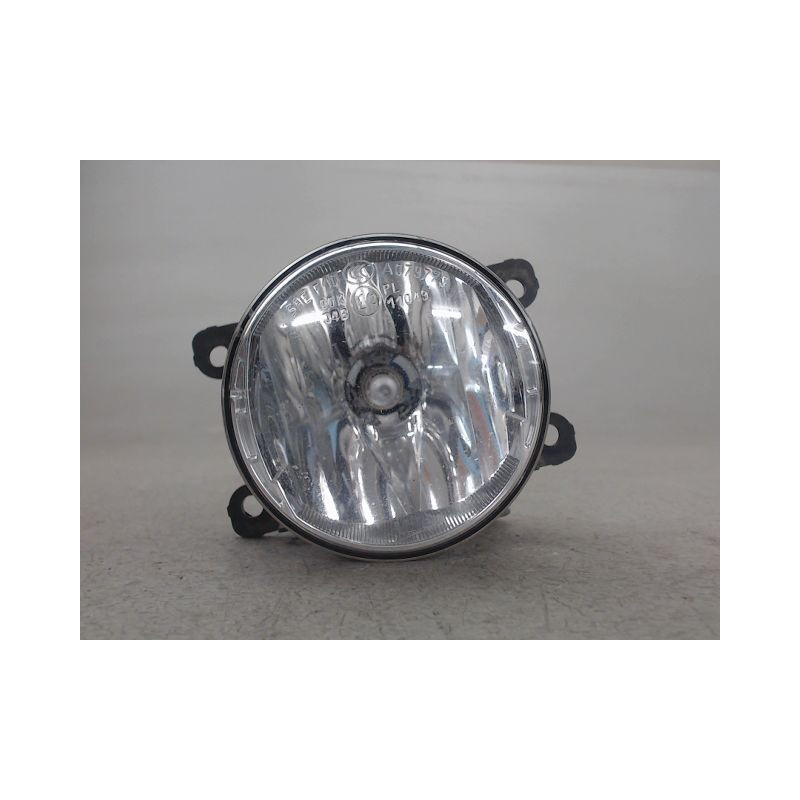 PHARE ANTIBROUILLARD AVANT GAUCHE DACIA SANDERO