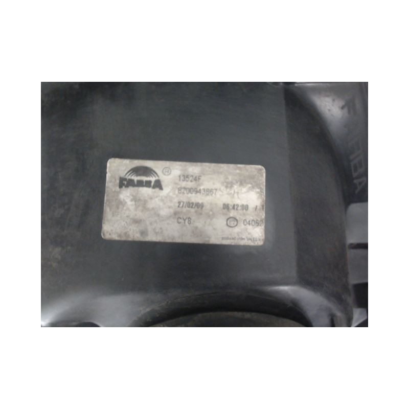 PHARE DROIT RENAULT CLIO