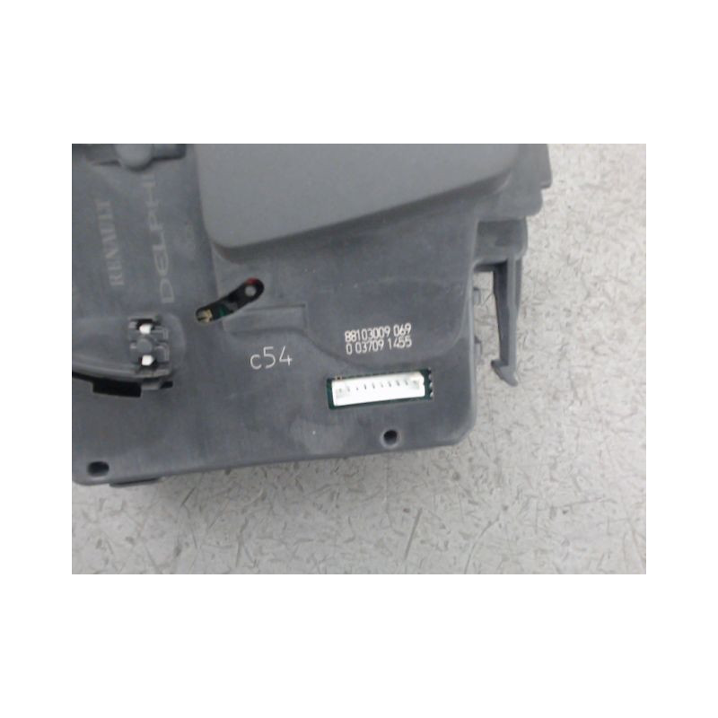 COMMANDE ESSUIE GLACE RENAULT CLIO