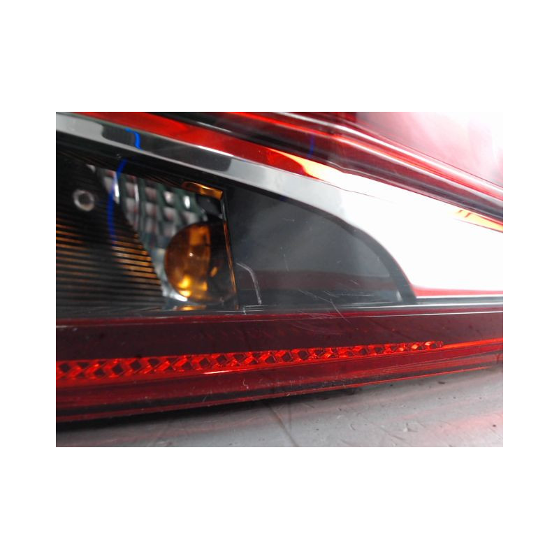 FEU ARRIERE DROIT PEUGEOT 208