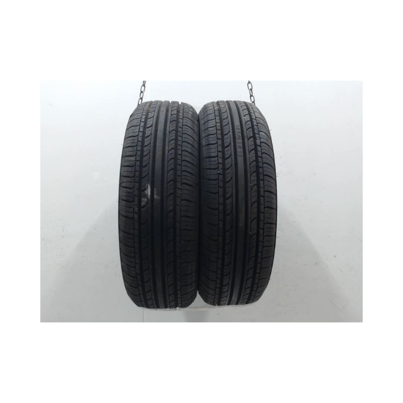 Paire de pneus ROVELO RHP780 P 185 65 15 88 H