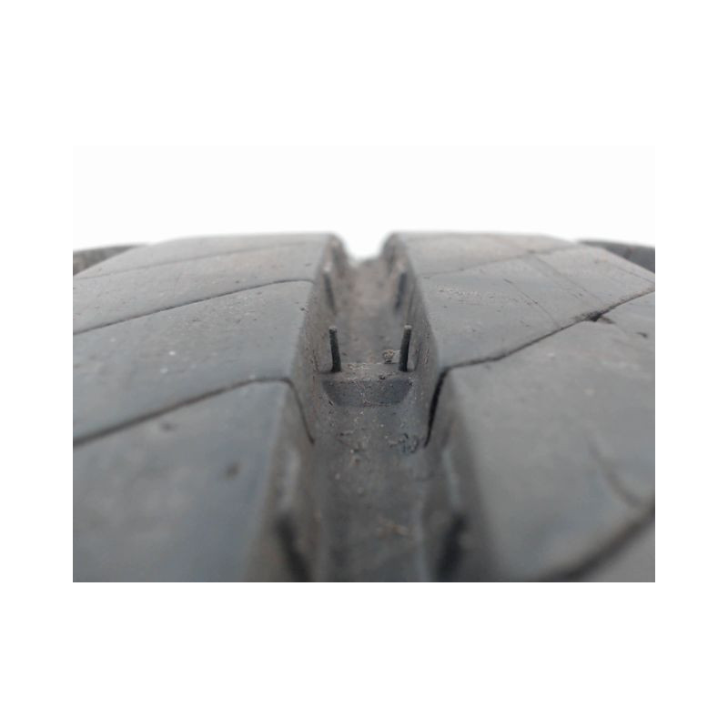 Pneu MICHELIN AGILIS 3 215 70 15 109 S