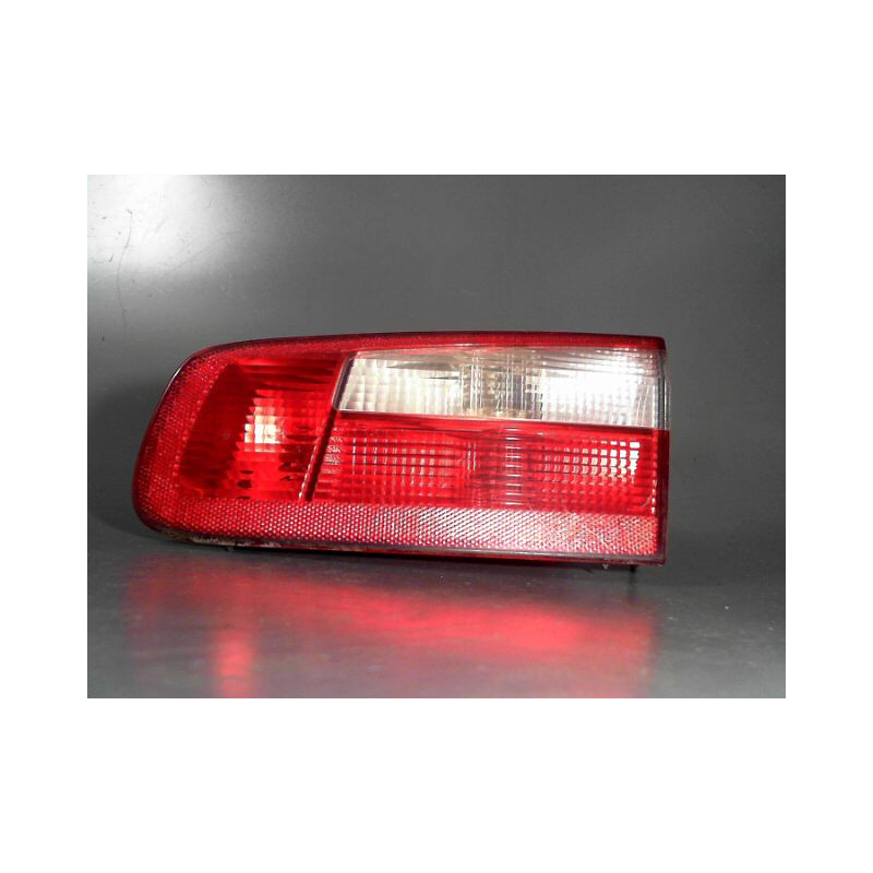 FEU ARRIERE INTERIEUR DROIT RENAULT LAGUNA