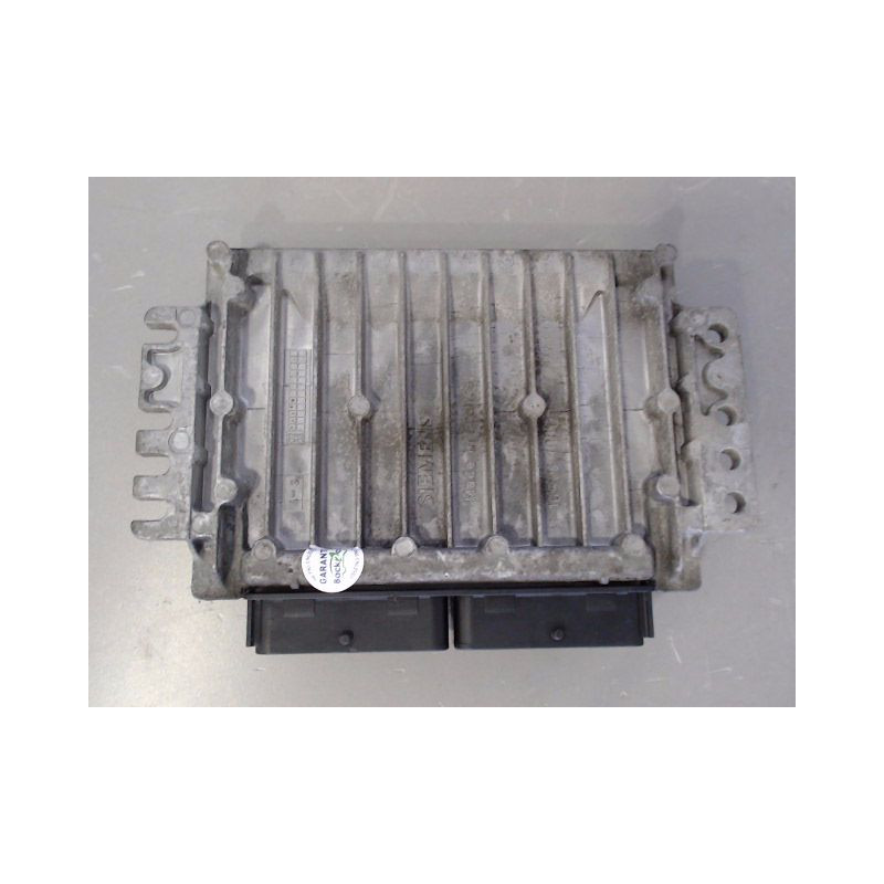 CALCULATEUR MOTEUR RENAULT CLIO