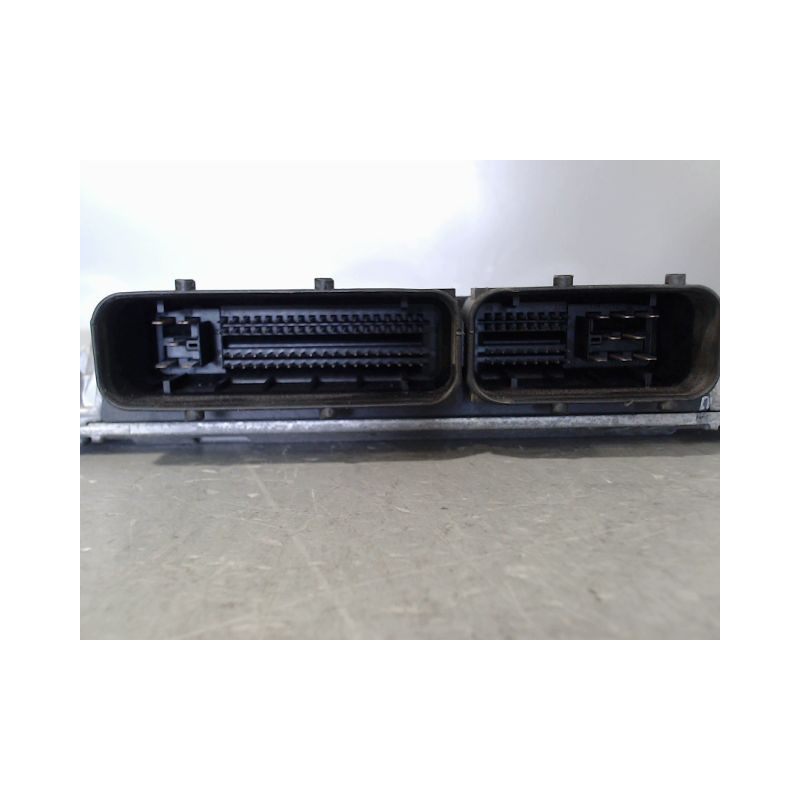 CALCULATEUR MOTEUR VOLKSWAGEN POLO
