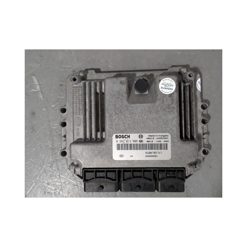 CALCULATEUR MOTEUR RENAULT MEGANE