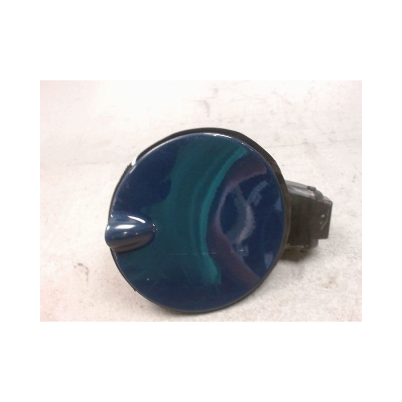 VOLET DE TRAPPE CARBURANT FORD FIESTA
