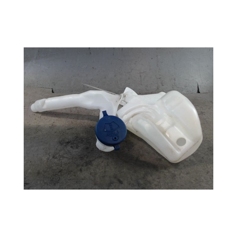 RESERVOIR LAVE-GLACE AVANT CITROEN C3