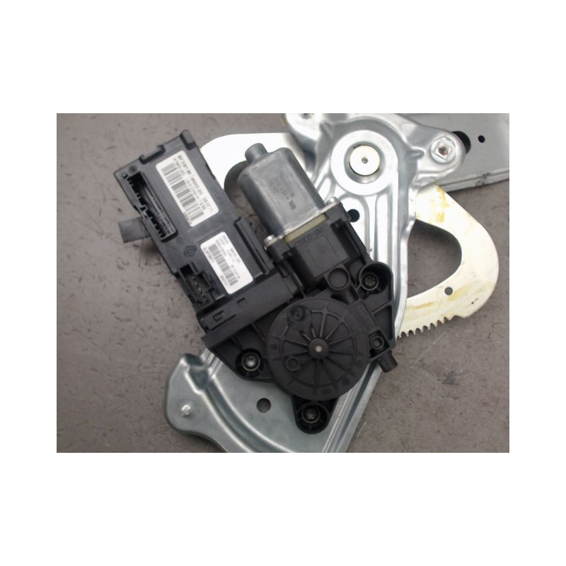 MECANISME LEVE-GLACE AVANT GAUCHE RENAULT MEGANE