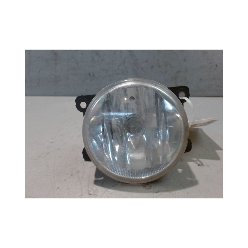 PHARE ANTIBROUILLARD AVANT GAUCHE PEUGEOT 208