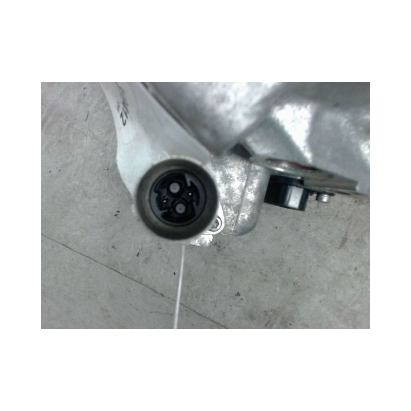 COMPRESSEUR AIR CONDITIONNE MERCEDES CLASSE A