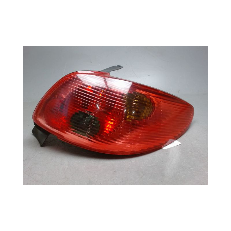 FEU ARRIERE DROIT PEUGEOT 206 2.0 HDI - 8V