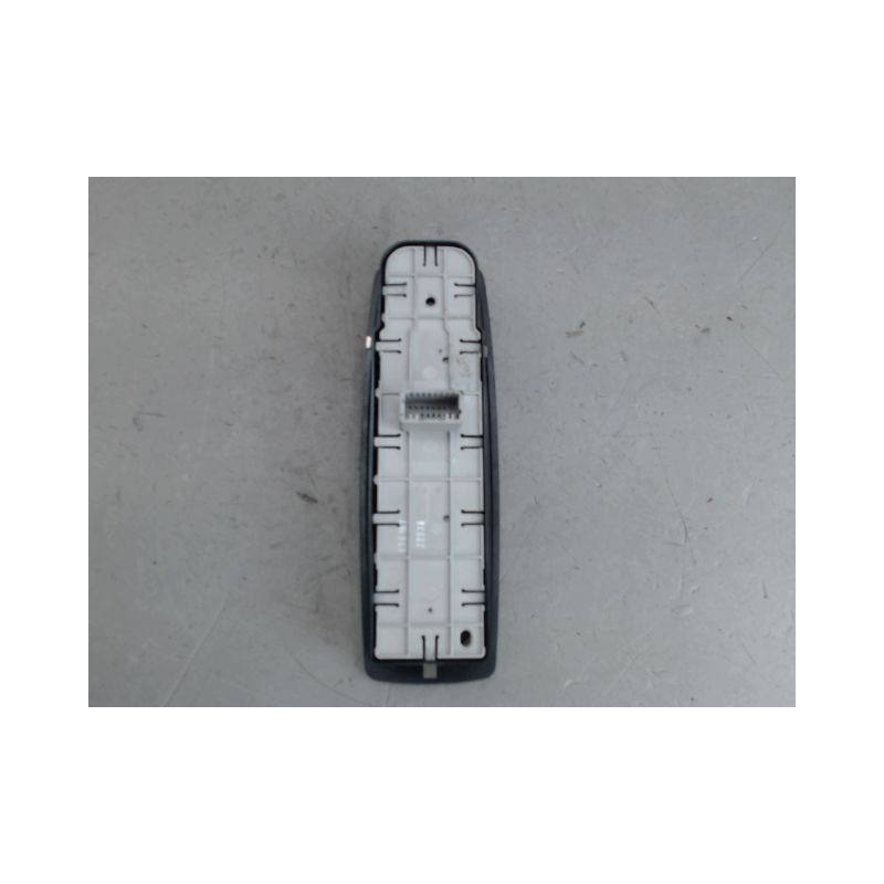 COMMANDE LEVE-GLACE PORTE AVG RENAULT LAGUNA