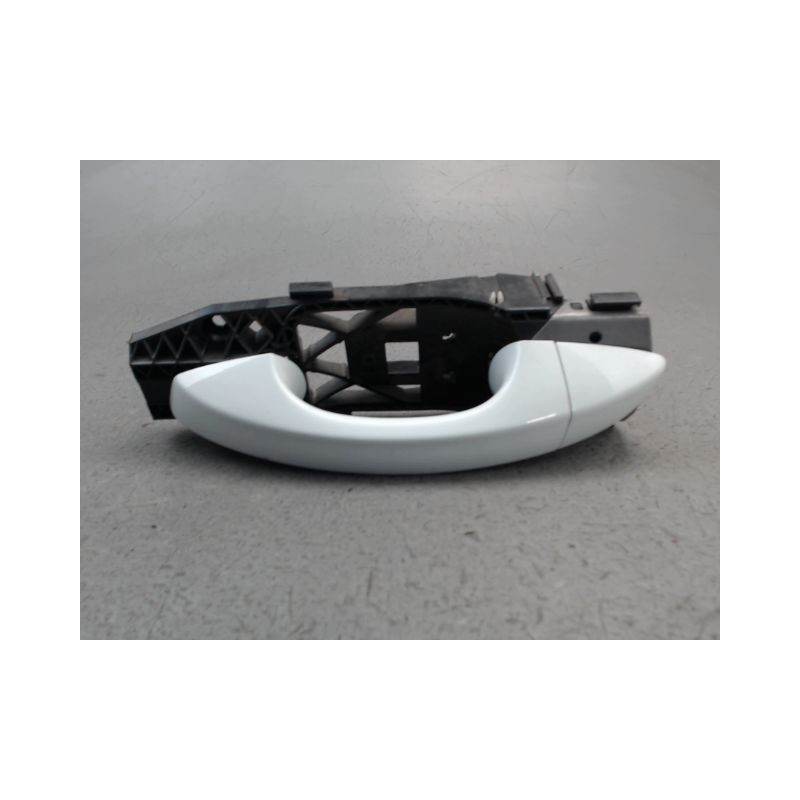 POIGNEE EXTERIEURE PORTE AVANT GAUCHE VOLKSWAGEN GOLF
