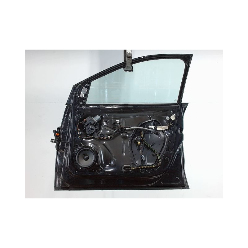 PORTE AVANT DROIT VOLKSWAGEN POLO 5 PHASE 2 1.4 TDI - 12V T