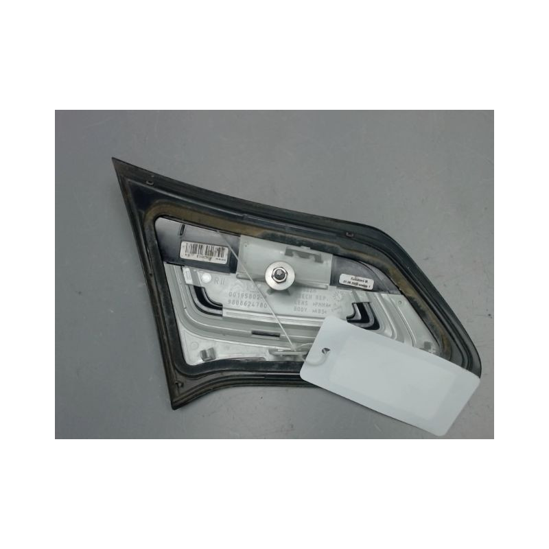 FEU ARRIERE INTERIEUR DROIT CITROEN C4 2 PHASE 2 1.6 HDI - 8V TURB