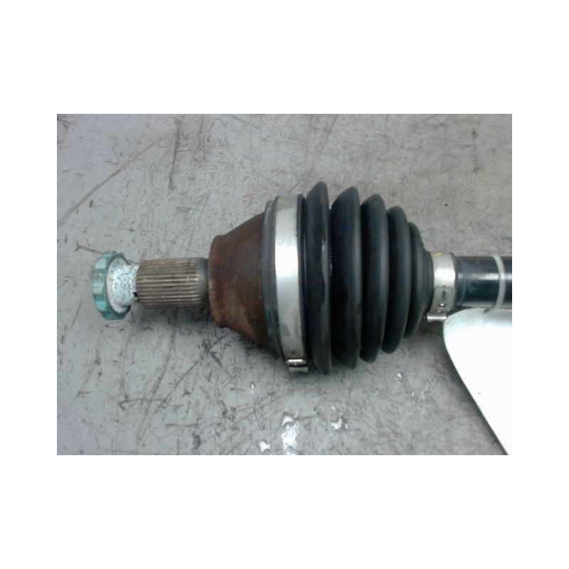 TRANSMISSION AVANT GAUCHE VOLKSWAGEN POLO 5 PHASE 1 1.2i - 12V 1.2