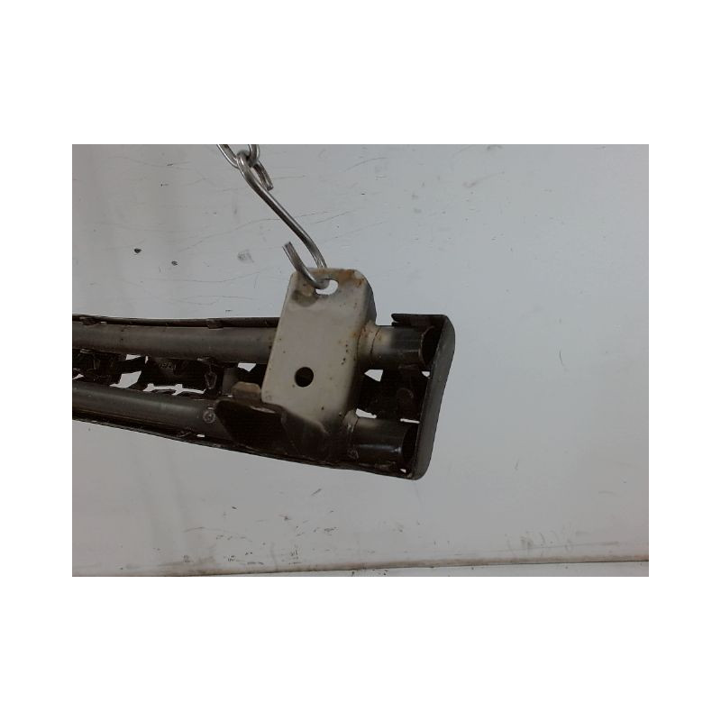 RENFORT PARE-CHOC AVANT SUZUKI SWIFT 3 1.3 DDIS - 16V TURBO