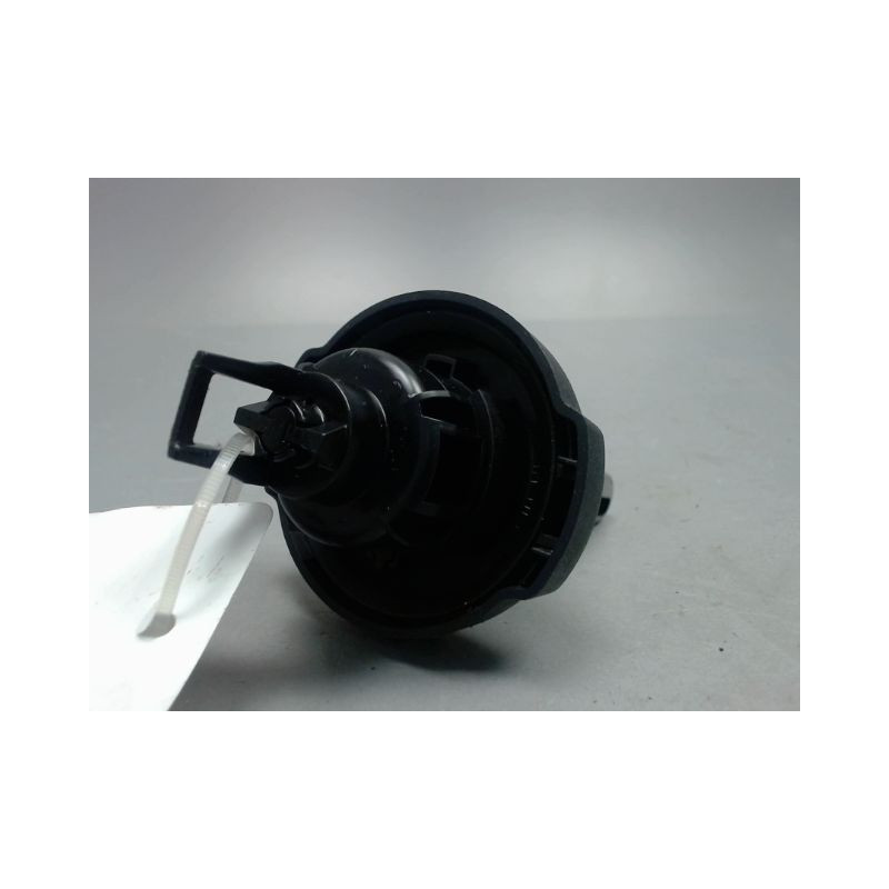 BOUCHON RESERVOIR A CARBURANT PEUGEOT PARTNER 2 PHASE 3 1.6 HDI - 8V