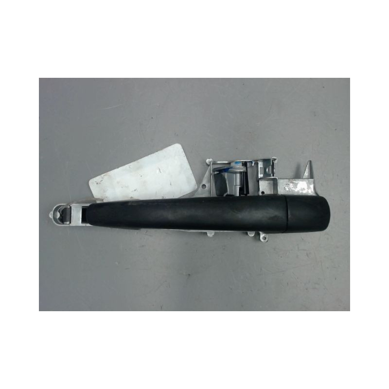 POIGNEE EXTERIEURE PORTE COULISSANTE DROIT PEUGEOT PARTNER 2 PHASE 3 1.6 HDI - 8V